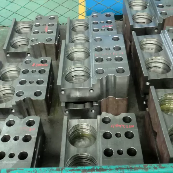 Yüksek Kaliteli Metal Bileşenler için Gelişmiş Alüminyum Döküm İşlemi